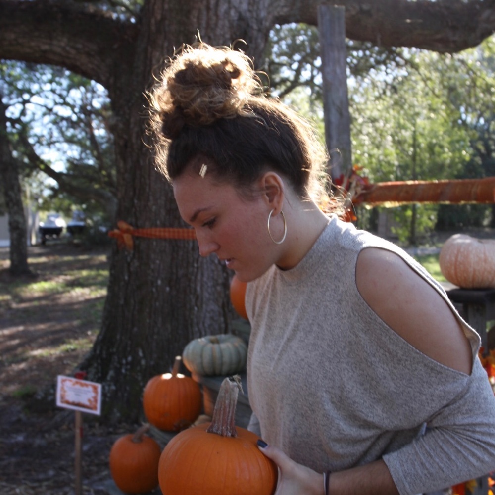 Meet your Posher, Tralyn